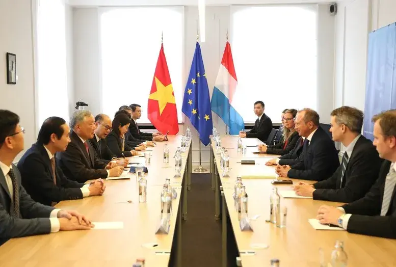 Luxembourg hỡ trợ Việt Nam xây dựng trung tâm tài chính quốc tế